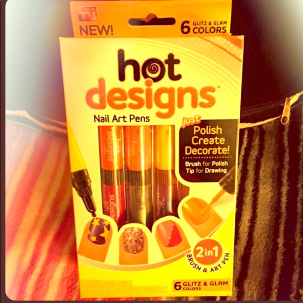 Hot Designs 💅🏼 NWT